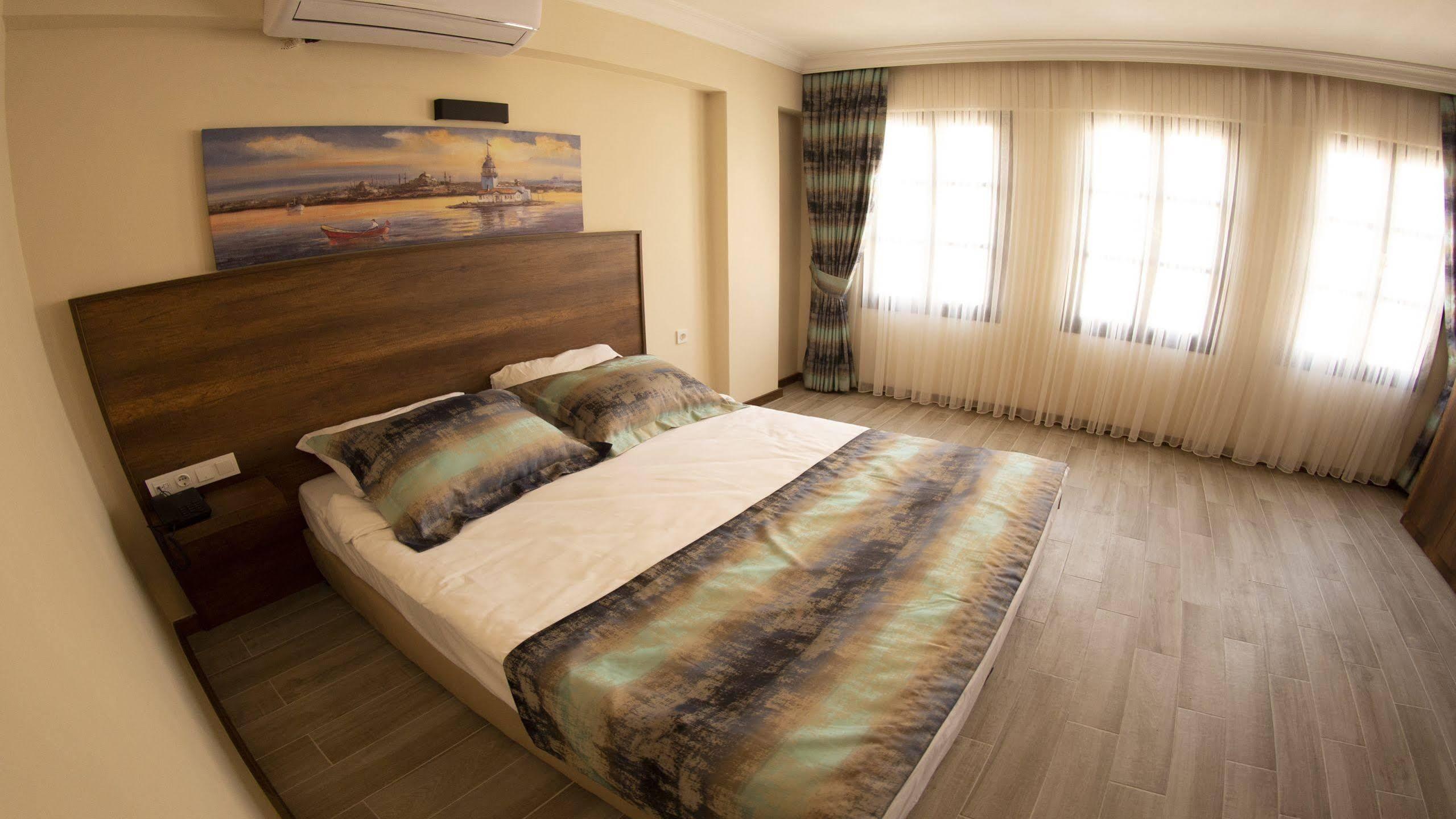 Old Town Boutique Hotel 5*